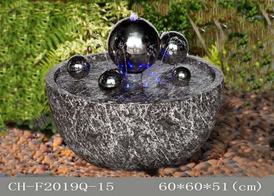 Китай Голубой белый шарик Polyresin Ss привел украшение сада фонтана поставщик